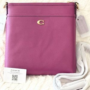 Coach Kitt crossbody messenger bag